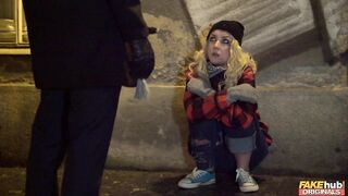 2019-12-28-4409832-fake-fantasy-runaway_720