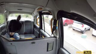 2020-01-05-4409836-alice-in-interracial-dp-wonderland_720