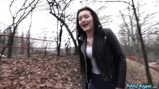 2020-02-04-4410880-dat-ass-in-tight-denim-jeans_720