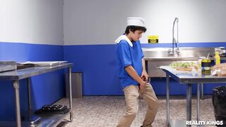 2020-09-10-4418404-small-fry_720