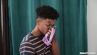 2021-01-06-4421958-her-panties-my-fantasy_720