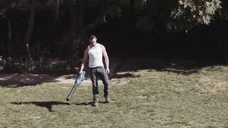 2020-09-23-173615-something-about-the-gardener720