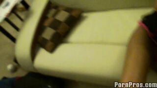 2010-08-18-16979-ex-gives-pity-fuck_950