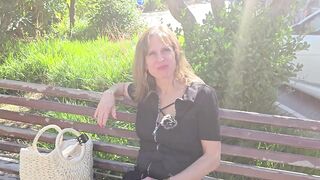 2025-10-02-lolly-44-years-old-purchasing-manager-in-colomiers_720