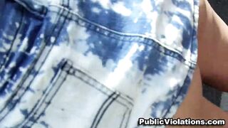 2010-05-22-27392-dirty-slut-gives-nasty-blowjob_950