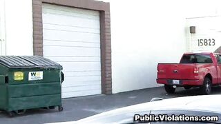 2010-05-22-27392-dirty-slut-gives-nasty-blowjob_950