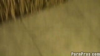 2010-04-28-27397-latina-ex-camera-show_950