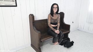 2023-04-04-Kai-arrested-at-home-part3