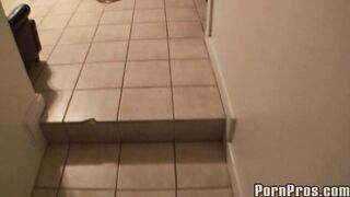 2010-03-23-1502-she-forgot-about-the-videotape_950