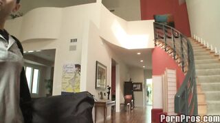 2010-02-25-27394-oily-massage-four-play_950