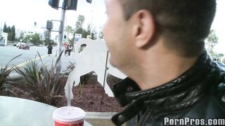 2010-02-26-27397-barely-legal-hottie-sexcapades_950