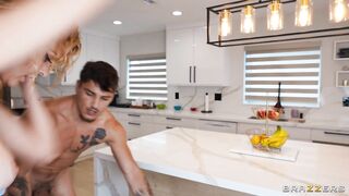 2025-10-01-11386041-elvish-e-girl-elly_720