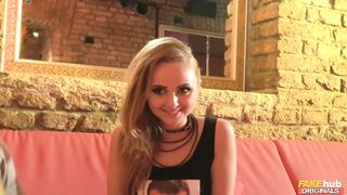 2017-09-09-4094551-fake-rockstar_720