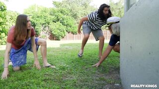 2020-06-26-4416300-episode-2-the-set_720