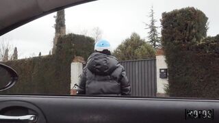 2022-08-26-7938191-sexy-scooter_720