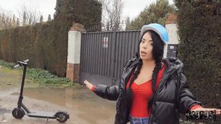 2022-08-26-7938191-sexy-scooter_720