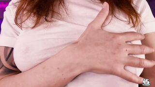 2020-05-02-4413935-kinky-brunette-and-her-anal-fuck-machine_720