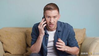 2025-04-25-10819741-wanking-from-home_720