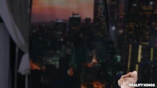 2020-08-16-4417797-climb-that-dick_720