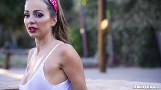 2020-08-12-4413079-one-hot-piece_720