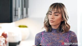 2020-08-10-4417776-red-light-arena-scene-1_720