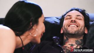 2021-04-05-4437241-she-came-back-scene-2_720