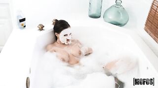 2023-06-22-9171951-self-care-self-pleasure_720