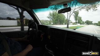 2024-04-10-9923721-this-is-the-bang-bus_720