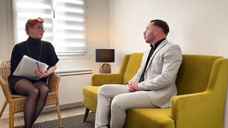 2025-10-04-foxy-sex-as-therapy_720