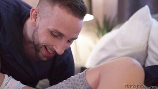 2023-09-14-9379691-horny-boyfriend-is-irresistible_720