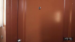 2023-05-26-8806251-she-needs-a-special-massage_720