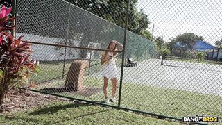 2024-01-17-9773751-alexis-rides-the-bus_720