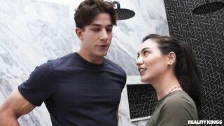 2025-10-02-11377001-remodeling-the-bathroom_720