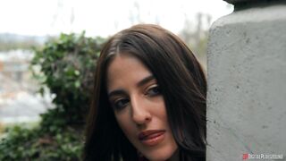 2020-06-01-4413972-falling-from-grace-scene-3_720