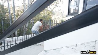 2024-01-22-9773481-a-gorgeous-ass_720