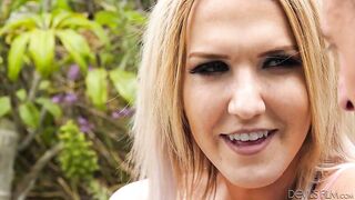 2018-07-31-134036-transsexual-girlfriend-experience-07-scene-1-134036-540