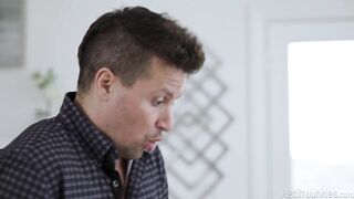 2025-06-13-11162381-big-dicks-tiny-chicks-10-jade-valentine-needs-a-big-cock_720