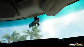 2025-10-01-11391041-vacation-dick_720