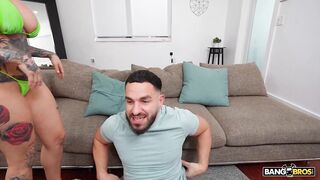 2024-02-03-9781081-deep-throat-makes-her-squirt_720