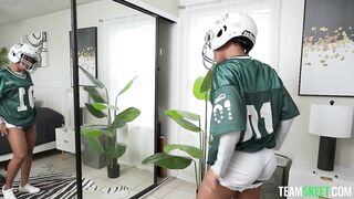 2025-10-06-31094-journey_love_720