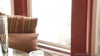 2016-04-12-115956-transsexual-babysitters-28-115956-540