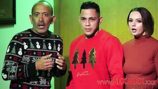 2020-12-16-1170-fucked-by-not-the-grinch-emily-thorne_720