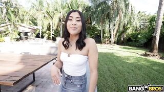 2023-01-22-8854701-emerald-loves-big-cock_720