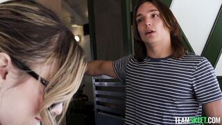 2025-10-02-31082-aria_banks_720