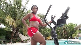 2025-10-04-49017-keyona-kay-49017_720