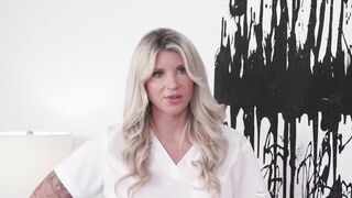 2025-10-06-283405-masseuse-in-law-283405-720