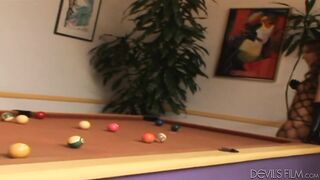 2014-04-26-64575-americas-next-top-trans-season-19-all-stars-03-64575-540