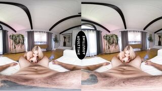 2025-09-18-283389-up-close-vr-with-nicole-aria-283389-960