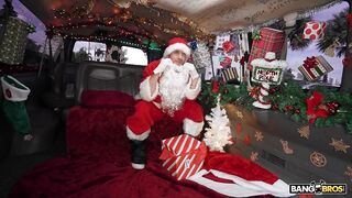 2023-12-20-9725221-sitting-on-santas-lap_720