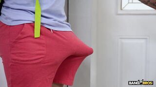 2023-10-20-9402581-step-mothers-are-always-helpful_720